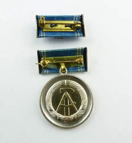 #e8732 Medaille für treue Dienste in der zivilen Luftfahrt goldfarben Nr. 190 a
