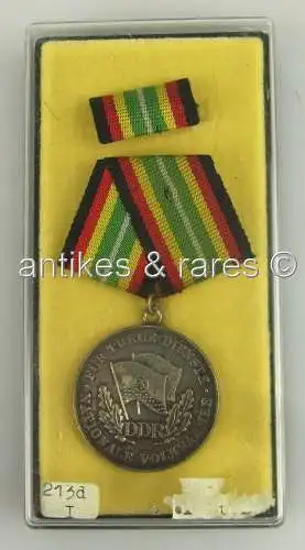 Medaille treue Dienste in der NVA in 900 Ag Silber, Punze 7 vgl. Band I Nr. 150e