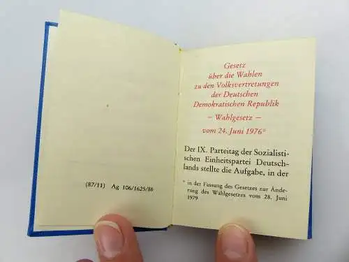 Minibuch: Wahlgesetz der deutschen demokratischen Republik gelber Kopfsch. e305