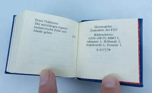 Minibuch: An der Seite der Genossen FDJ überreicht vom Zentralrat FDJ bu0958