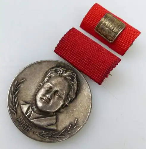 Fritz Heckert Medaille, vgl. Band IV Nr 4c verliehen 1966-1971, Orden1392