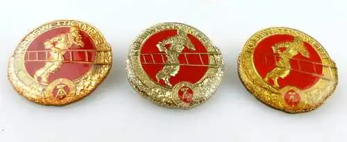 3 Siegeranstecknadeln - Feuerwehrkreiskämpfe silber-, bronze-, goldfarben e1658