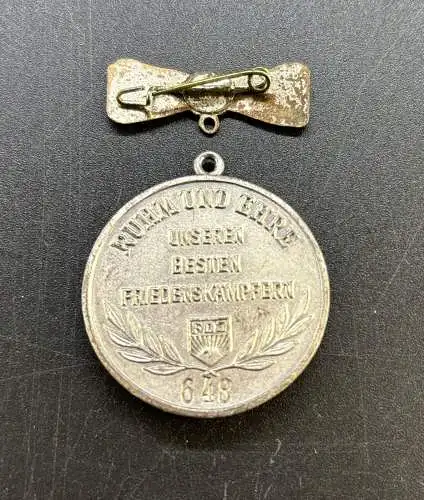 Karl Liebknecht Medaille FDJ mit Verleihungsnummer 648 in OVP y0030