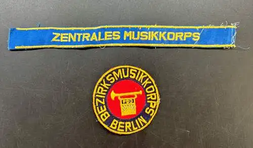 2 kleine Stoffaufnäher FDJ Zentrales Musikkorps und Bezirksmusikkorps y0093