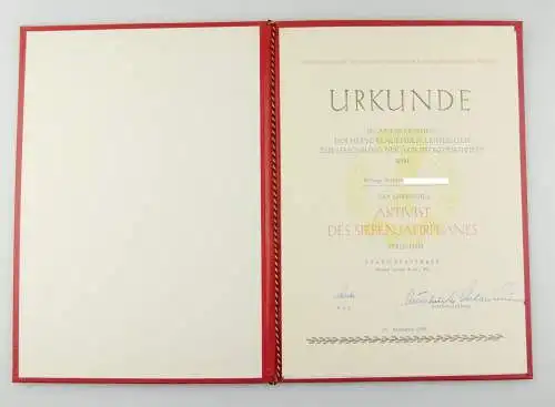 E12211 Original Urkunde Ehrentitel Aktivist des Siebenjahrplanes 1965 verliehen