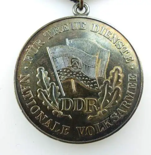 #e3101 DDR Medaille für treue Dienste in der NVA vgl. Band I Nr.150e # Punze 5 #