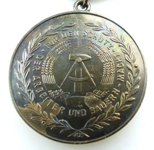 #e3101 DDR Medaille für treue Dienste in der NVA vgl. Band I Nr.150e # Punze 5 #