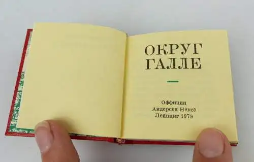 Minibuch Bezirk Halle auf russisch mit vielen farbigen Abbildungen bu0827