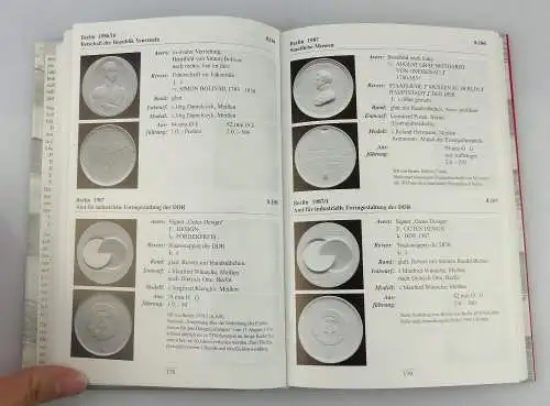 Buch: Medaillen aus Meissner Porzellan 1984 / 1987 1. Auflage 1999, Buch2558