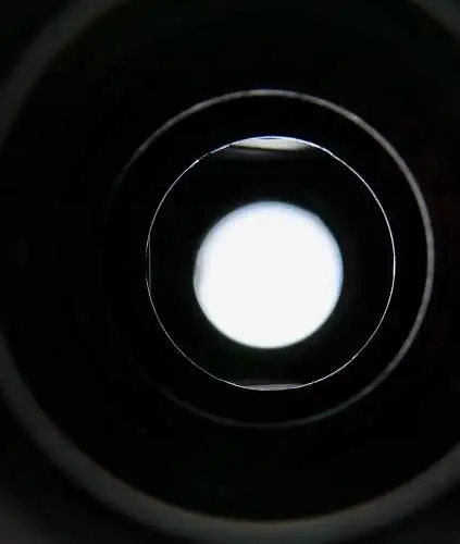 Gebrauchtes Docter Fernglas (wohl8x42 ) ohne Angabe schwarz made in Germany H375