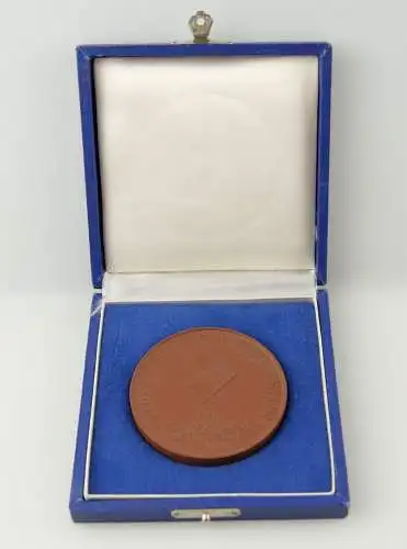 e12250 Meissen Medaille Industrieverband Farhzeugbau der DDR IFA 