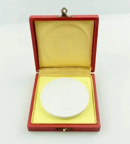 E12133 Meissen Medaille Entdecker des Blutkreislaufes William Harvey DRK DDR