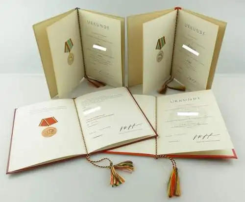 e12082 4 Urkunden ab 1965 für Verdienstmedaille und treue Dienste 