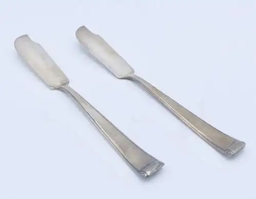 e11901 2 versilberte Vorlegemesser von Wellner 90er Silberauflage 