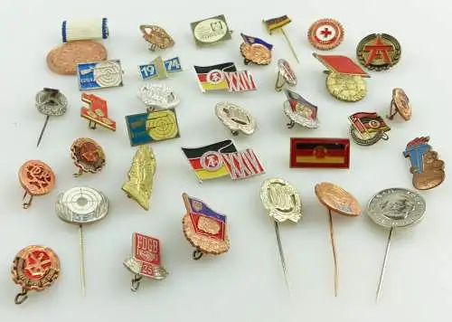 e11812 30 original alte DDR Abzeichen 