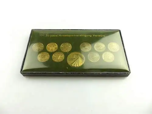  e11770 30 Jahre Armeesportvereinigung Vorwärts DDR in OVP 11 Medaillen ASV