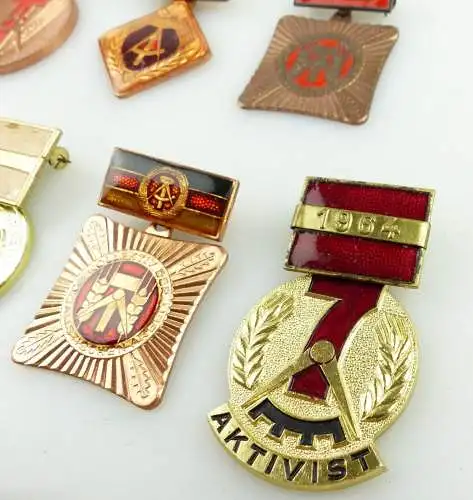 e11618 1 Position Aktivist verdienter Aktivist Brigade sozialistische Arbeit DDR