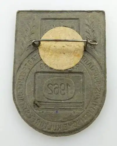 e11573 Abzeichen aus Pappe von 1962 550 Jahre Stadtrecht Radeberg selten