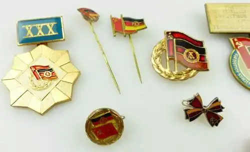 e11500 DDR Konvolut verschiedene BSF Abzeichen schöner Posten
