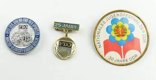 3 original alte FDJ DDR Abzeichen Nationales Jugendfestival 30 Jahre FDJ e11388