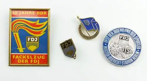 4 original alte DDR FDJ Abzeichen Freie Deutsche Jugend e11387
