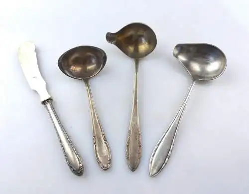e10863 3 verschiedene alte Kellen Soßenkellen und 1 Vorlegemesser versilbert 