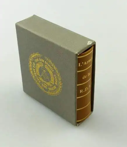 e10755 Minibuch  l`arme`e de la R.D.A. NVA DDR französisch