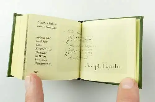 e10702 Minibuch Biographische Notizen über Joseph Haydn nach der Ausgabe 1810