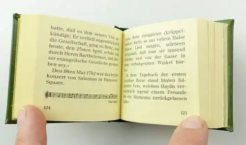 e10702 Minibuch Biographische Notizen über Joseph Haydn nach der Ausgabe 1810