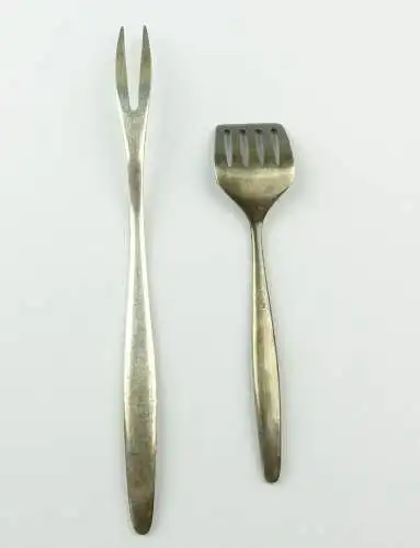 e10526 2 versilberte WMF Vorleger Sardinenheber und Vorlegegabel 