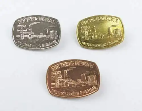 e10487 3 Abzeichen für treue Dienste Industriezweig Energie Gold Silber Bronze