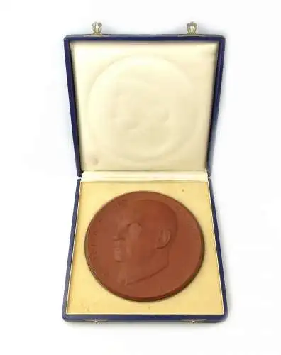 e10345 Ernst Thälmann Medaille Die Toten mahnen nie wieder Faschismus Meissen