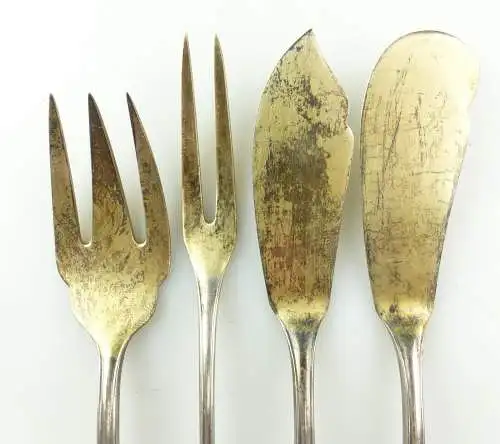 e10129 4 versilberte BSF Vorleger mit Ziermonogramm DH