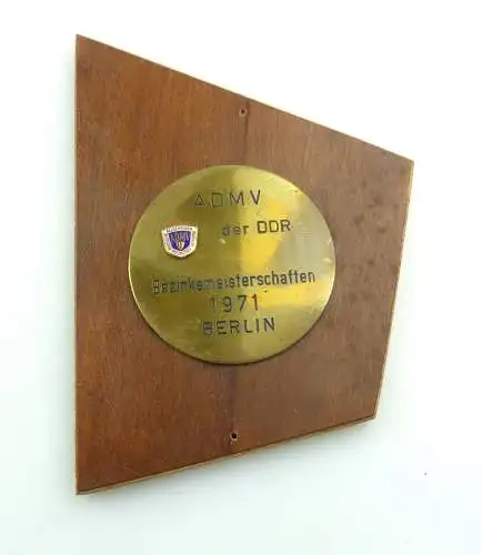 E9763 Plakette ADMV der DDR Bezirksmeisterschaften 1971 Berlin Pokal