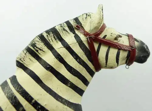 e9403 Altes Lineol Zebra wohl 50er Jahre mit Zaumzeug Lineol Tier Figur