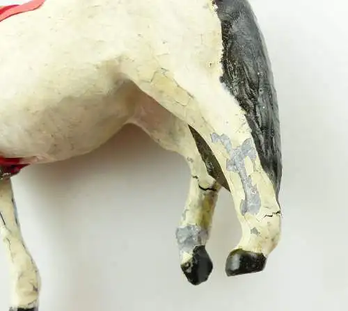 E9399 Antikspielzeug Tier Masse Figur Lineol Pony weiß mit Zaumzeug