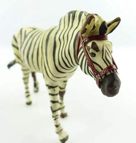 e9388 Altes Lineol Tier Zebra mit Zaumzeug wohl 50er Jahre 