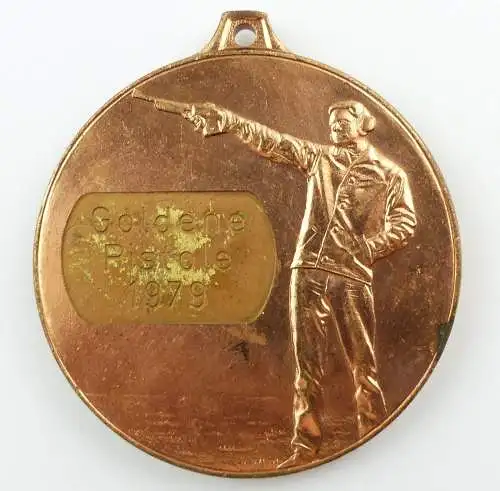 E9340 DDR GST Medaille Goldene Pistole 1979 bronzefarben Schützenverband