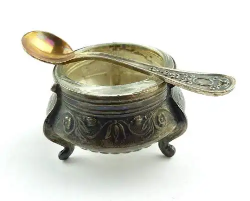 #e8916 Dekorativer versilberter Salznapf mit Glaseinsatz und Salzlöffel russisch