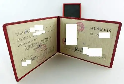 Nationalpreis der DDR 1949 in 750 Gold mit Trägerausweis vgl. Band I Nr. 25 a 