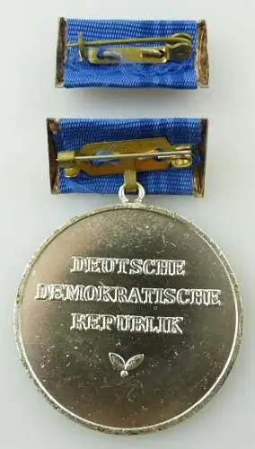 Ehrenmedaille Nationale Front DDR silberfarben, Orden3362