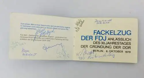 #e6943 Original altes Teilnehmerheft FDJ m. Unterschriften + Aufnäher + FDJ Bild