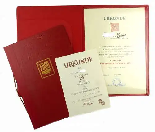 #e6602 2 DDR Urkunden mit Mappen FDGB 25 Jahre Mitgliedschaft von 1970 & 1967