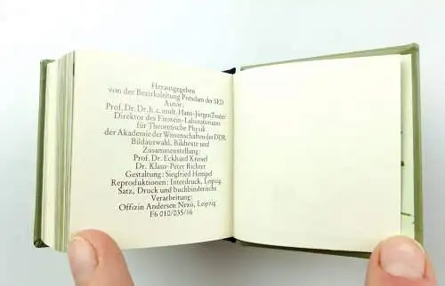 #e5444 Minibuch: Einstein in Potsdam - Bezirksleitung Potsdam der SED