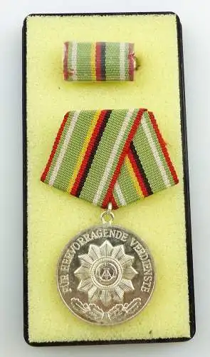 #e5415 Verdienstmedaille der Organe des Ministeriums des Innern Band I Nr. 212 a