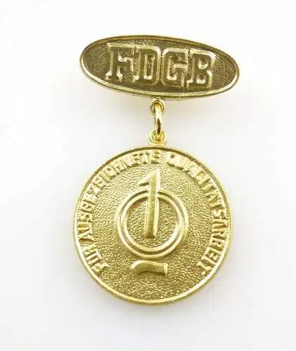 #e4999 Abzeichen für ausgezeichnete Qualitätsarbeit FDGB goldfarben