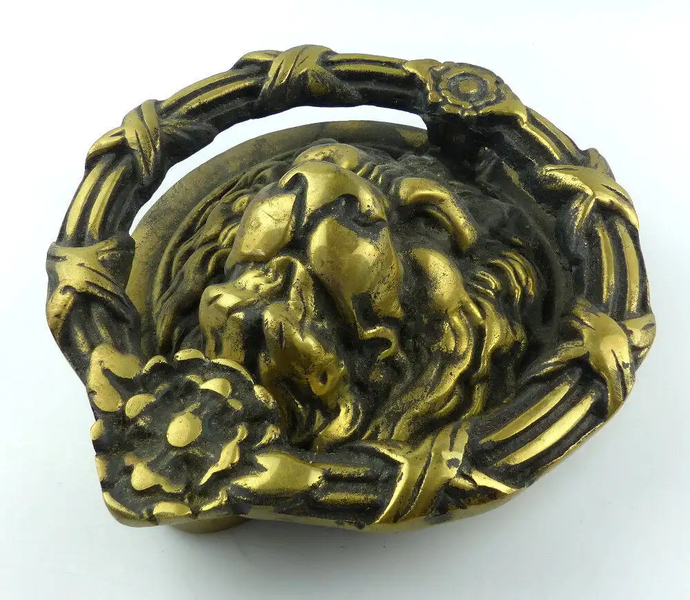 e3300 Alter goßer Türklopfer aus Messing Löwenkopf 2