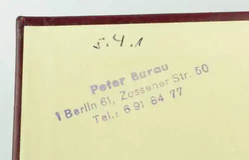 #e2937 Minibuch: Um die Erde ein rotes Band Verlag Tribüne Berlin 1981