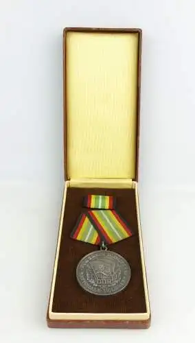 #e2844 DDR Medaille für treue Dienste in der NVA vgl. Band I Nr.150d # Punze 3 #