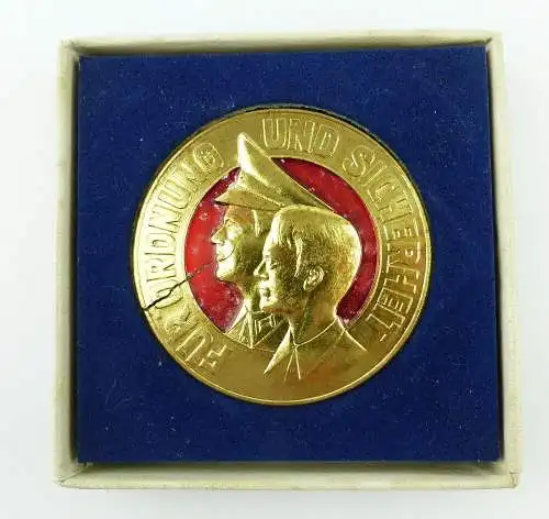 #e2401 Medaille Ordnung und Sicherheit Zum 30. Jahrestag der d. Volkspolizei DDR